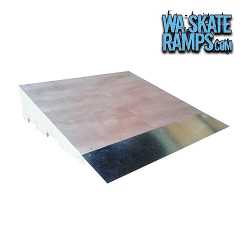 Wedge Ramp / Jump Ramp  4 ft Wide 